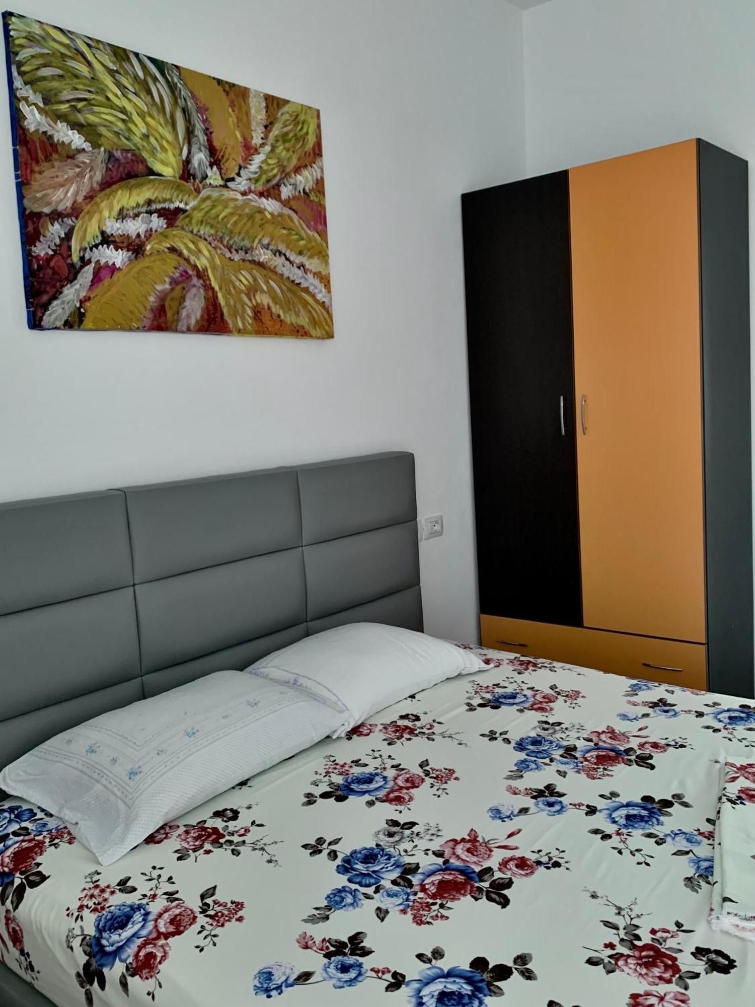 Serenade Beach Дуррес Екстер'єр фото