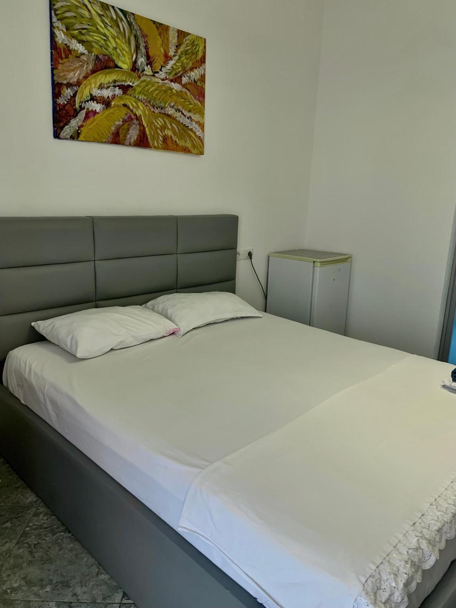 Serenade Beach Дуррес Екстер'єр фото