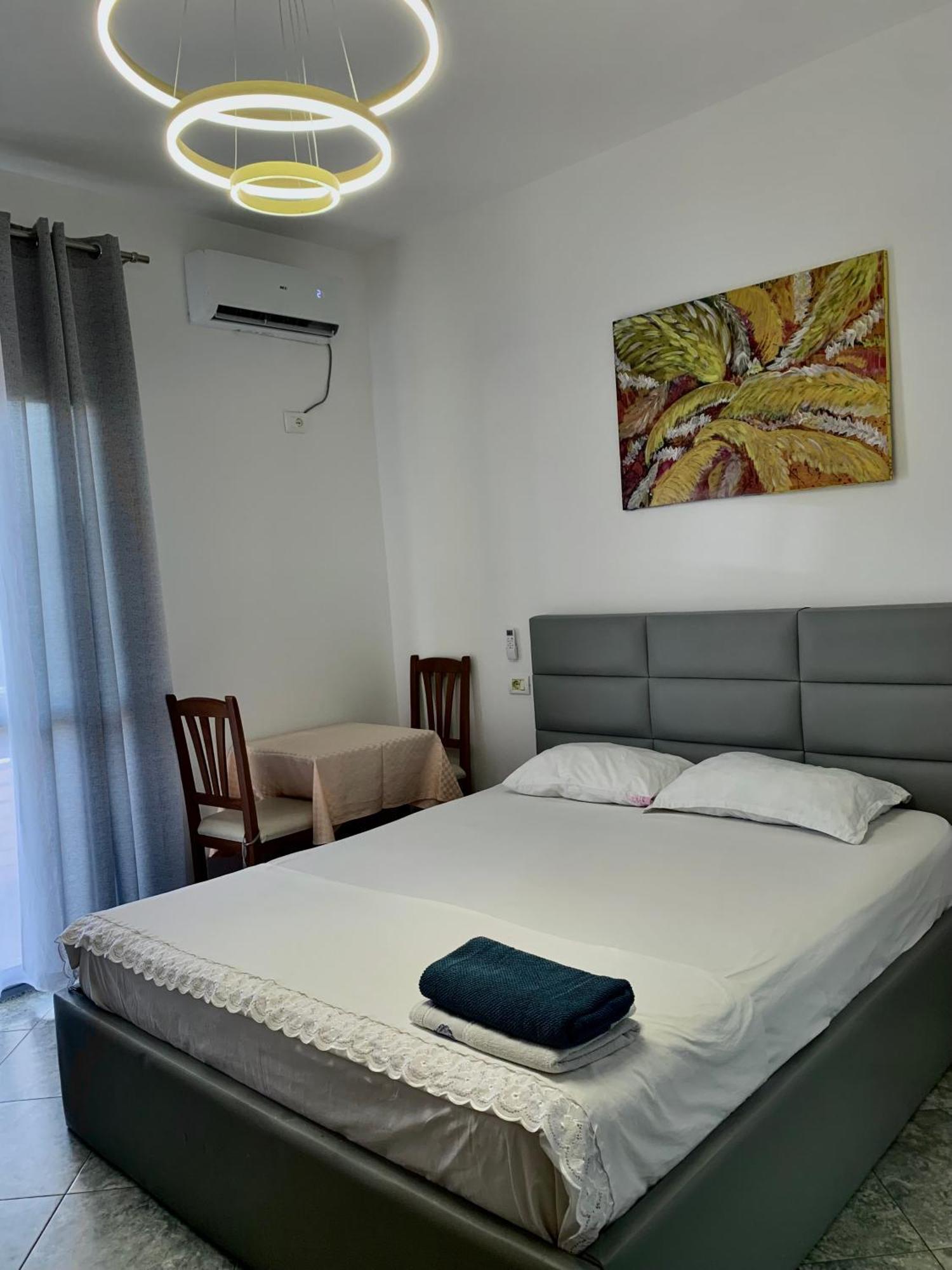 Serenade Beach Дуррес Екстер'єр фото